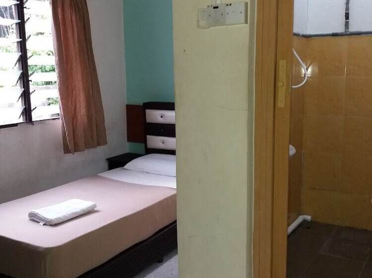 غرفة قياسية فردية, De Chempedak 1