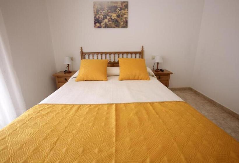 Номер Стандарт с Террасой, Hostal San Roque