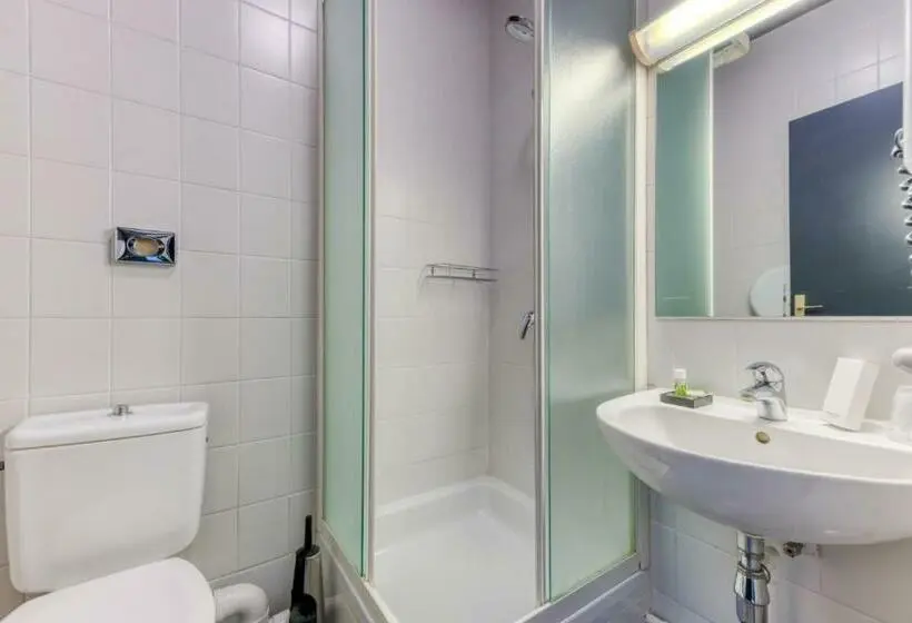 Standard Yhden Hengen Huone, Hôtel De La Gare