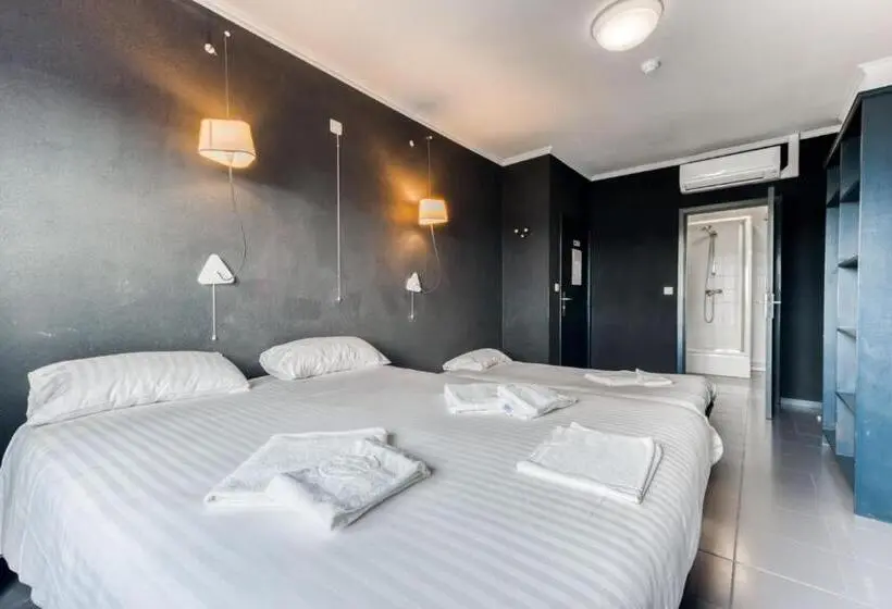 Classic Kolmen Hengen Huone, Hôtel De La Gare