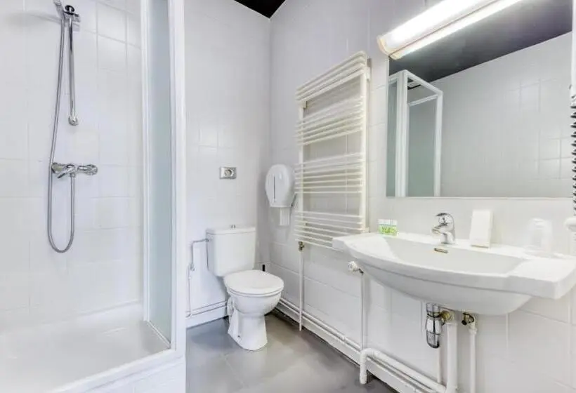 Classic Kolmen Hengen Huone, Hôtel De La Gare