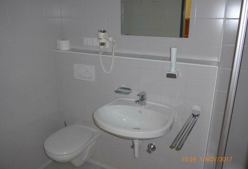 Standard Enkelrum, Kolpinghaus Spittal