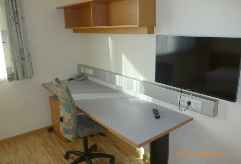 Standard Yhden Hengen Huone, Kolpinghaus Spittal