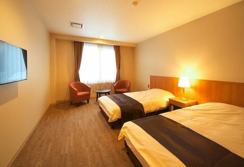 标准间, Motosu Phoenix