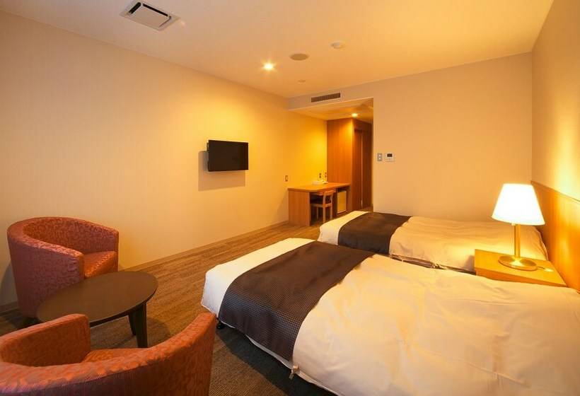 标准间, Motosu Phoenix