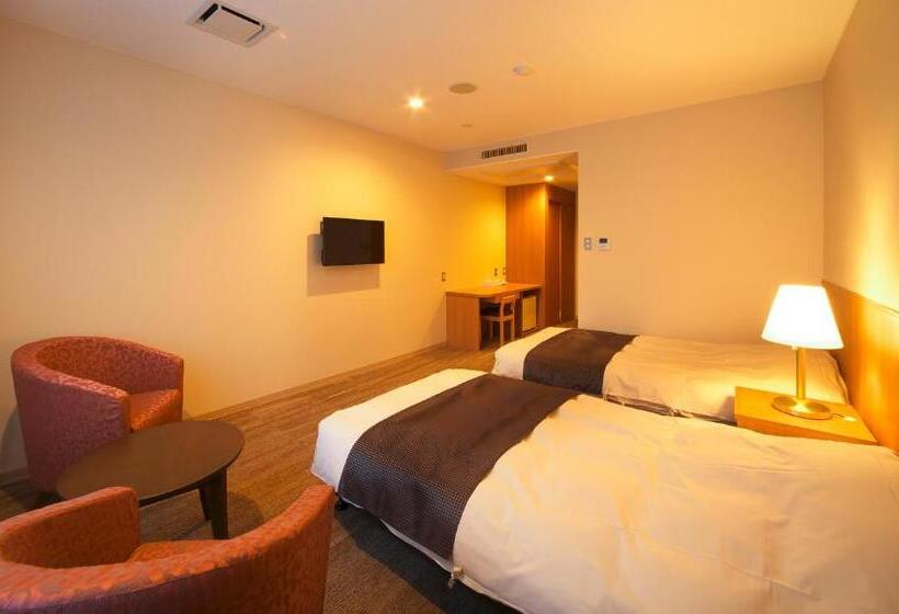 标准间, Motosu Phoenix