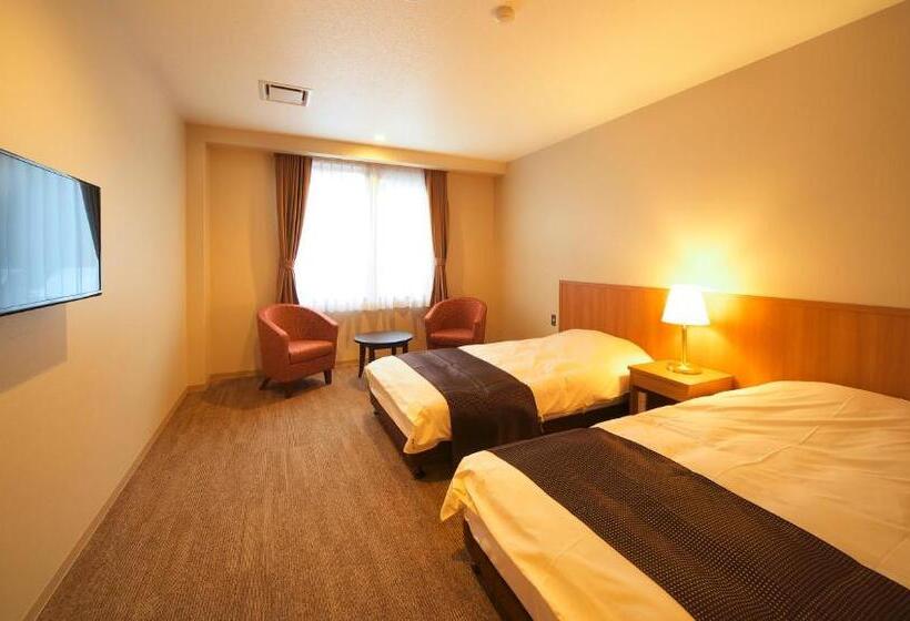 标准间, Motosu Phoenix