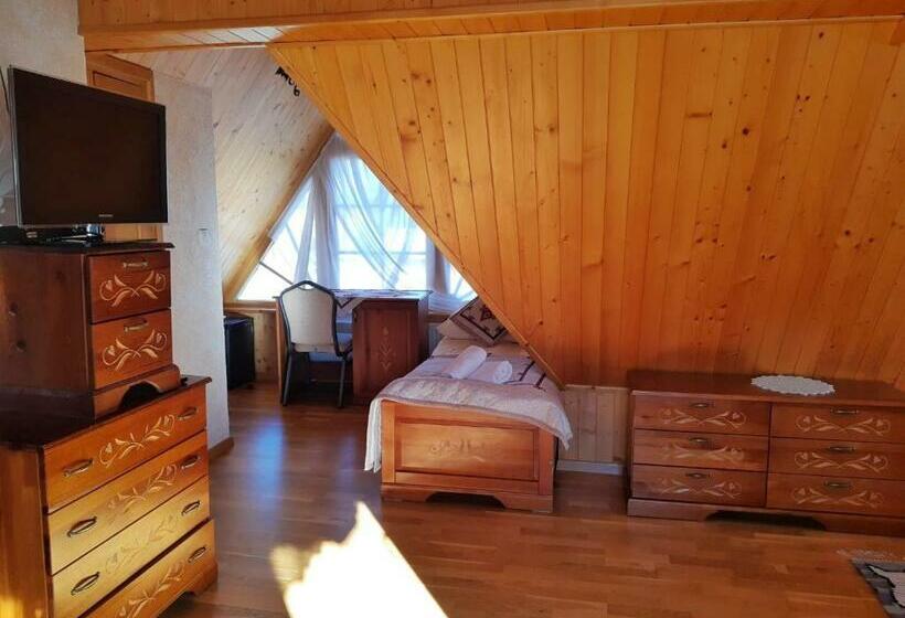 استودیوی استاندارد, Willa Tatrzański Zomecek