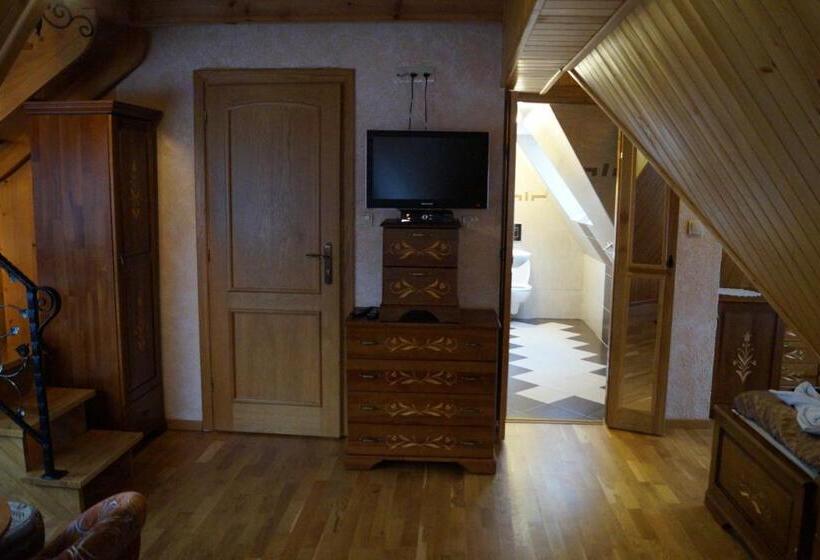 استودیوی استاندارد, Willa Tatrzański Zomecek