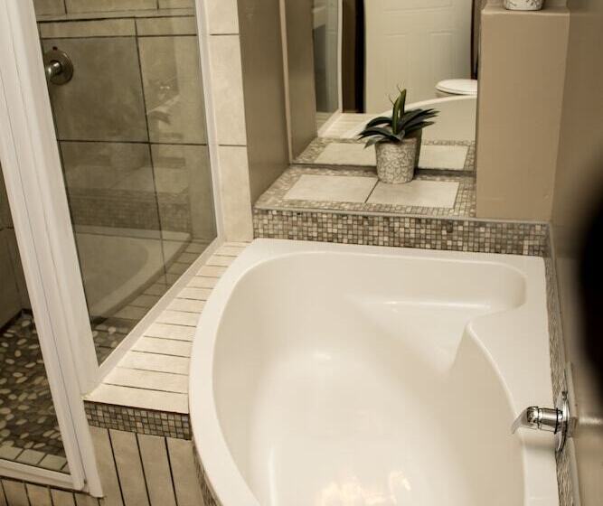 חדר משפחתי, Die Herehuis