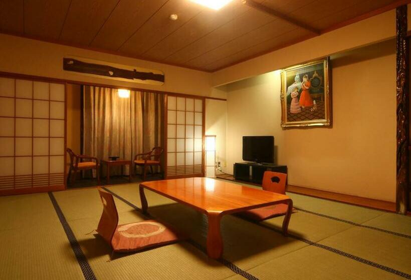 스탠다드 룸, Omodaka