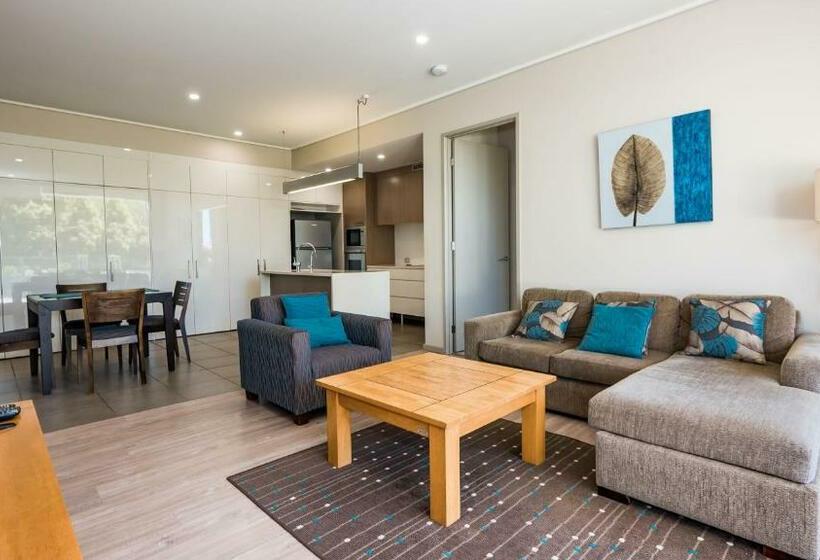 2 Bedroom Apartment with Pool, White Shells Luxury Apartments