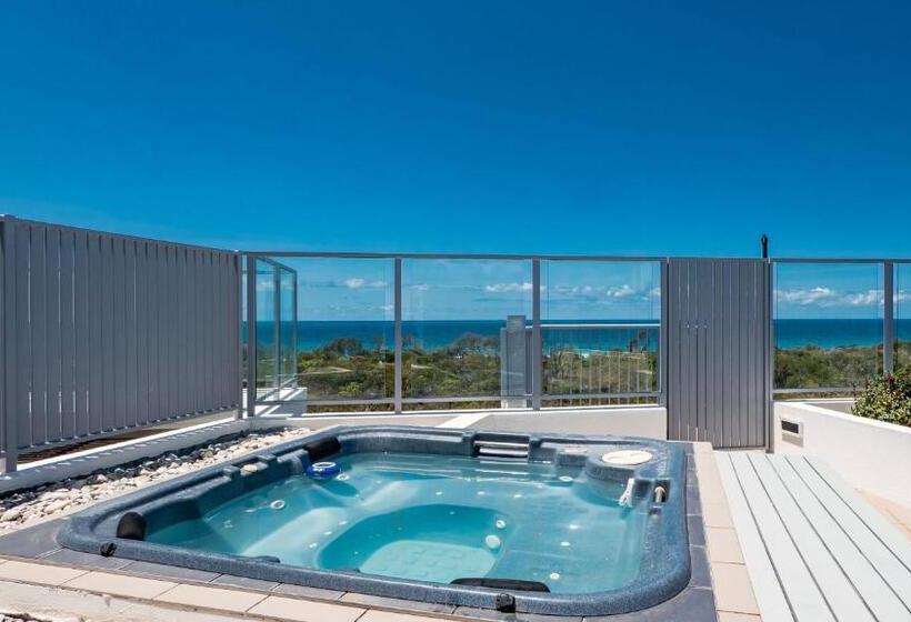 آپارتمان 2 خوابه, White Shells Luxury Apartments