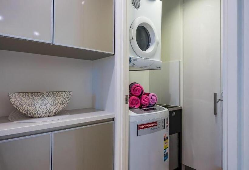 آپارتمان 2 خوابه, White Shells Luxury Apartments