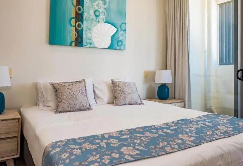 آپارتمان 2 خوابه, White Shells Luxury Apartments