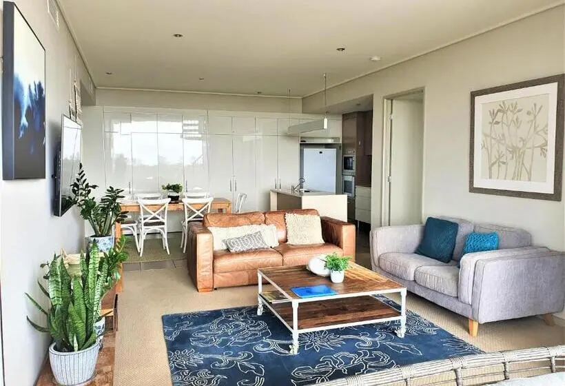 آپارتمان 1 خوابه با چشمانداز دریا, White Shells Luxury Apartments