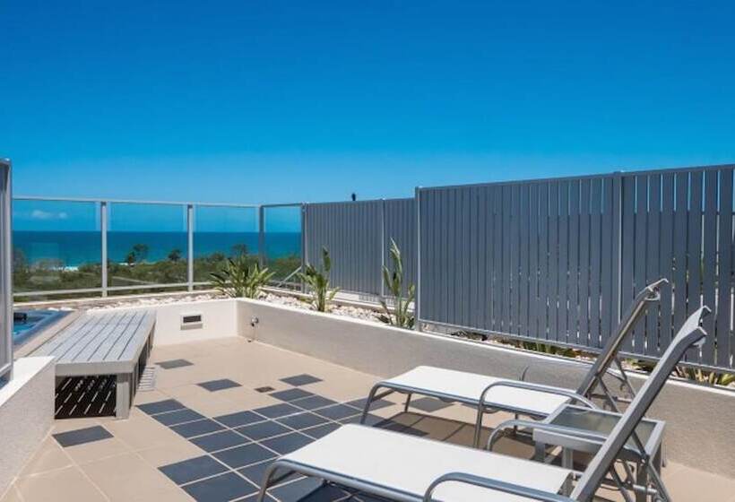 آپارتمان 3 خوابه, White Shells Luxury Apartments