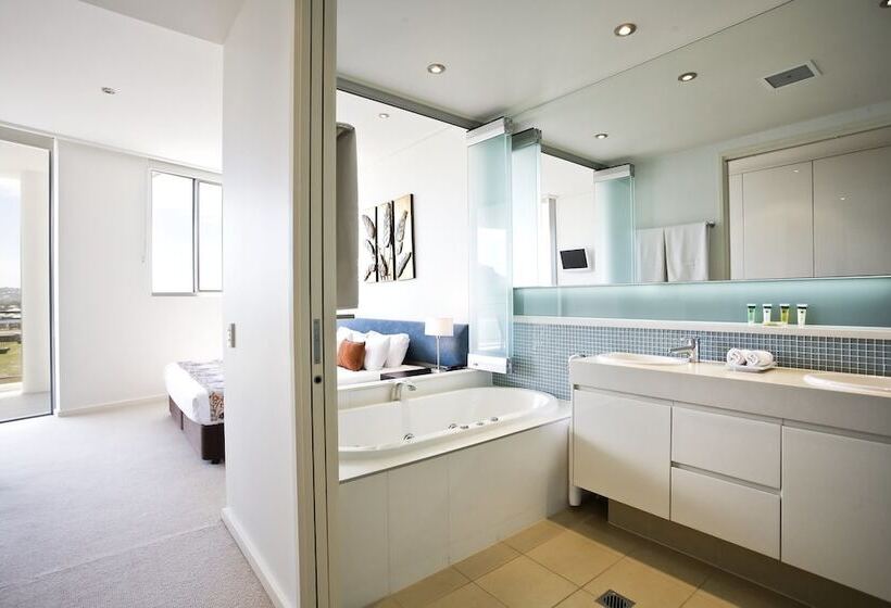 آپارتمان 3 خوابه, White Shells Luxury Apartments