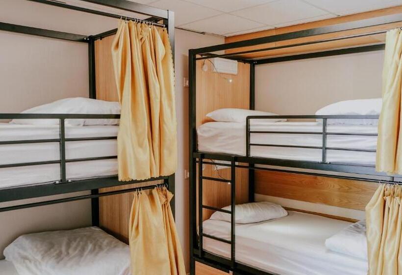 מיטה בחדר מעונות עם מקלחת משותפת, Canbe Garden Lane Backpackers