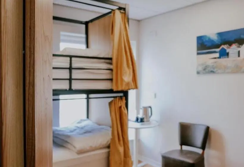 اتاق استاندارد با سرویس بهداشتی مشترک, Canbe Garden Lane Backpackers