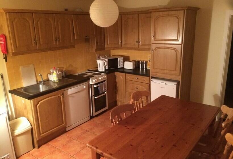 共用房间的床, Loughcrew Megalithic Centre   Hostel