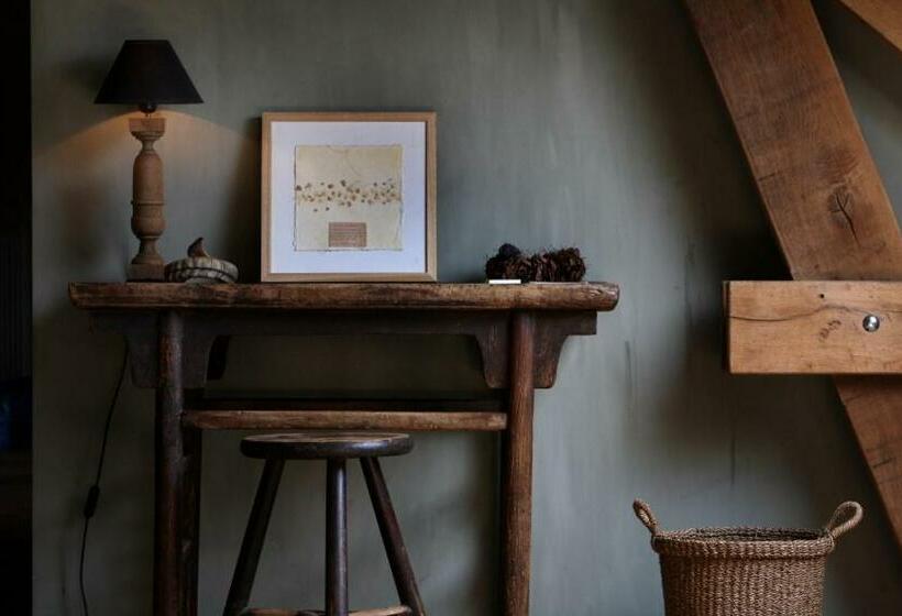 غرفة قياسية مطلّة علي الحديقة, 15 Inn