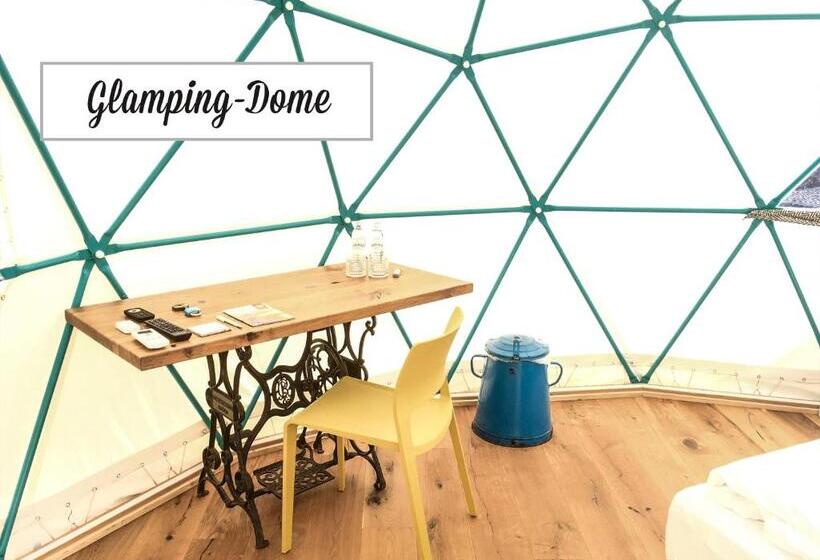 Standard Tent, Das Franzl   Bett & Brot