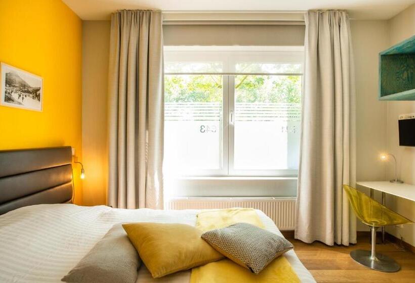 غرفة قياسية, Fred&breakfast