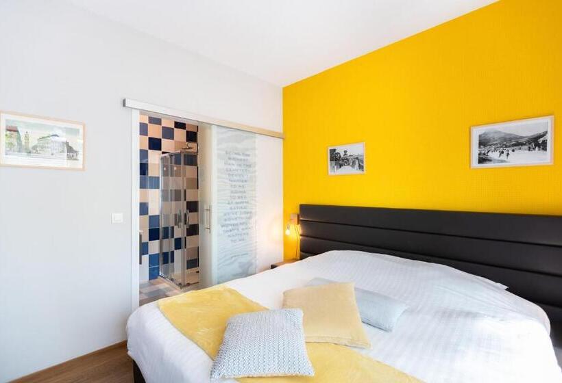 غرفة قياسية, Fred&breakfast