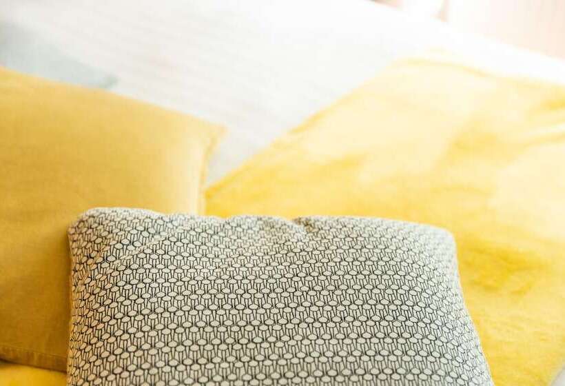 غرفة قياسية, Fred&breakfast