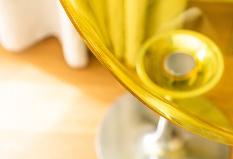 غرفة قياسية, Fred&breakfast