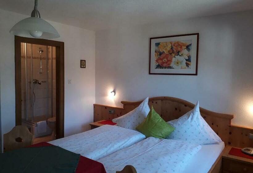 スタンダードトリプルルーム, Haus Morgensonne