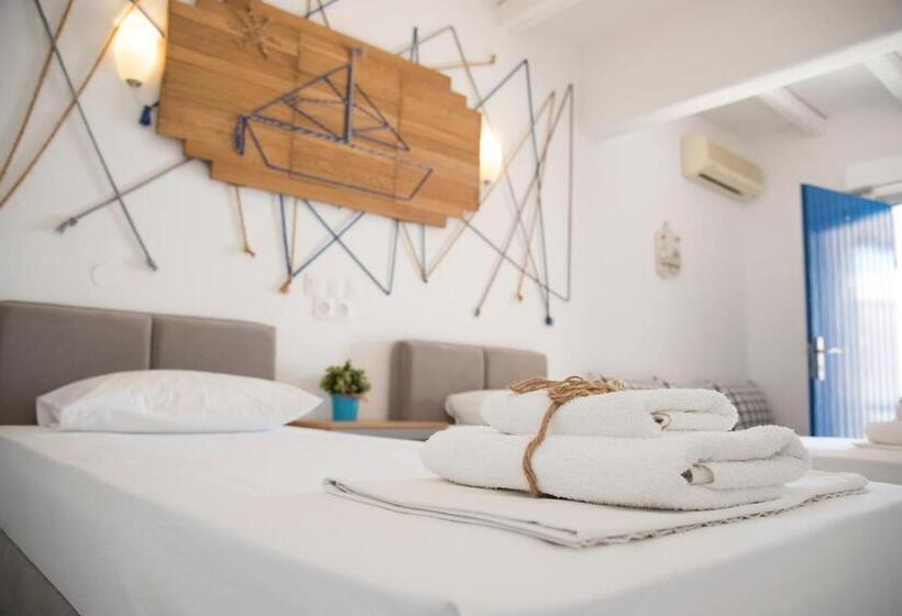 스탠다드 트리플 룸, Camares