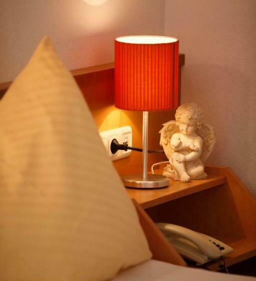 コンフォートルーム, Alpenroyal