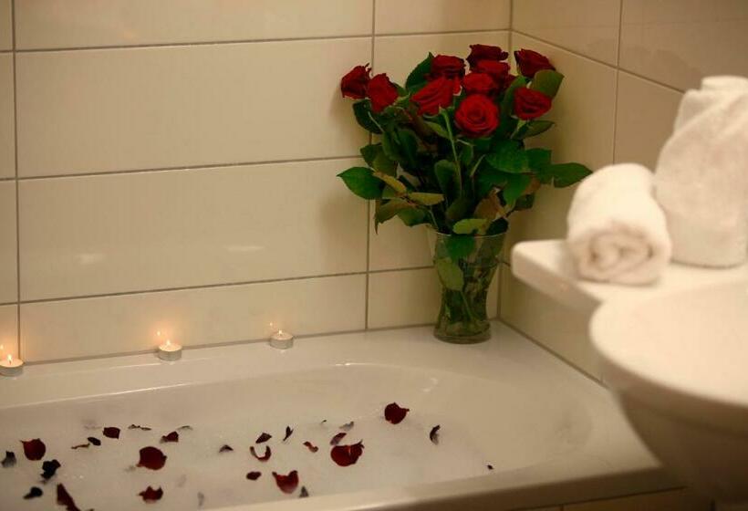 コンフォートルーム, Alpenroyal