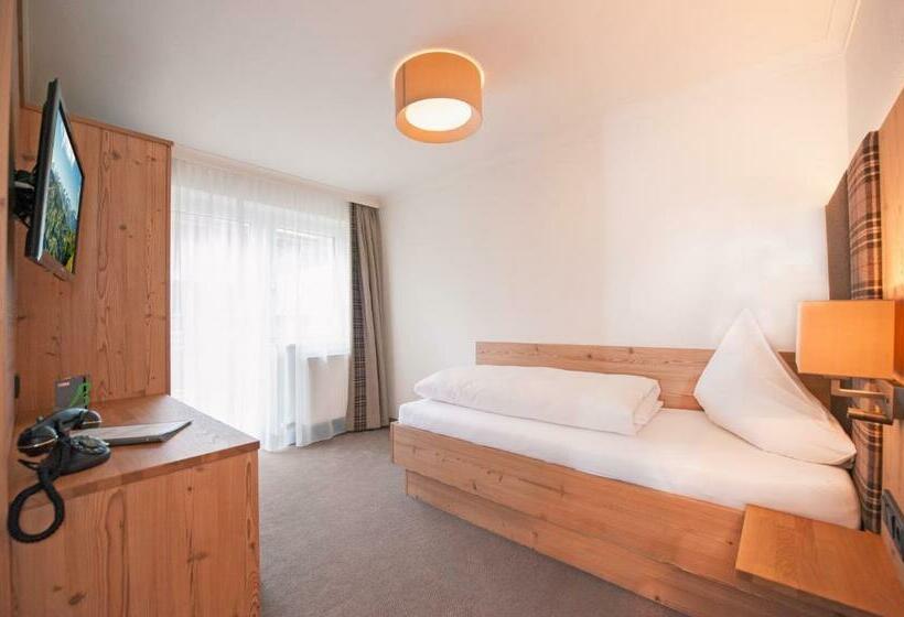 غرفة قياسية فردية مزودة بشُرفة, Birkenhof