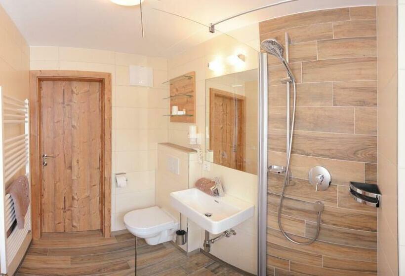 غرفة قياسية فردية مزودة بشُرفة, Birkenhof