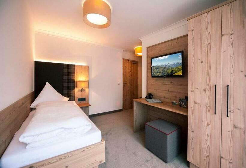 غرفة قياسية فردية مزودة بشُرفة, Birkenhof