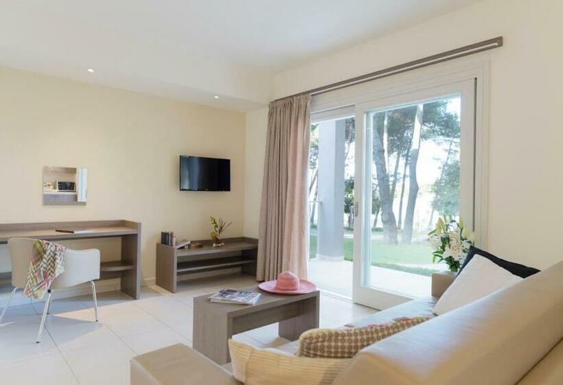 2침실 아파트 측면 바다 전망, Crvena Luka Resort