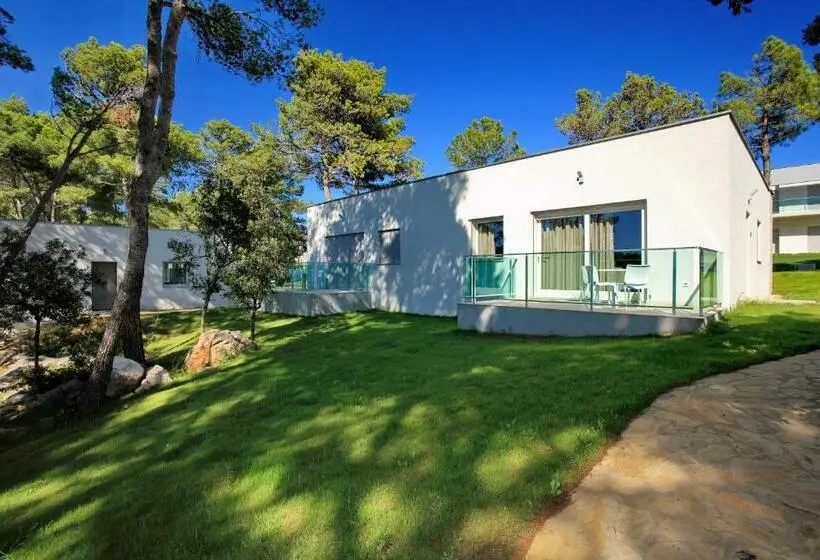 Superior-villa 2 Makuuhuonetta, Crvena Luka Resort