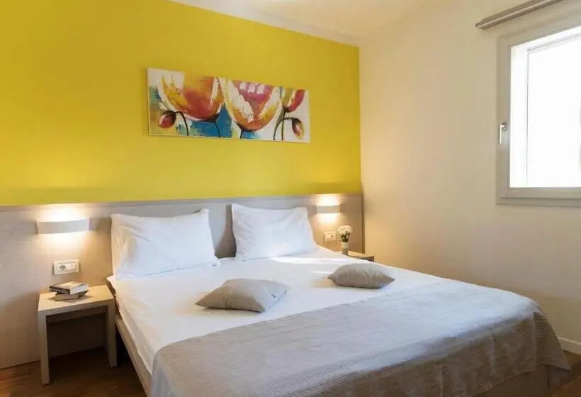 Villa 2 Makuuhuonetta, Crvena Luka Resort