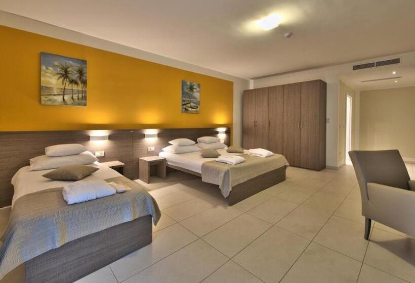 Familie Værelse, Crvena Luka Resort