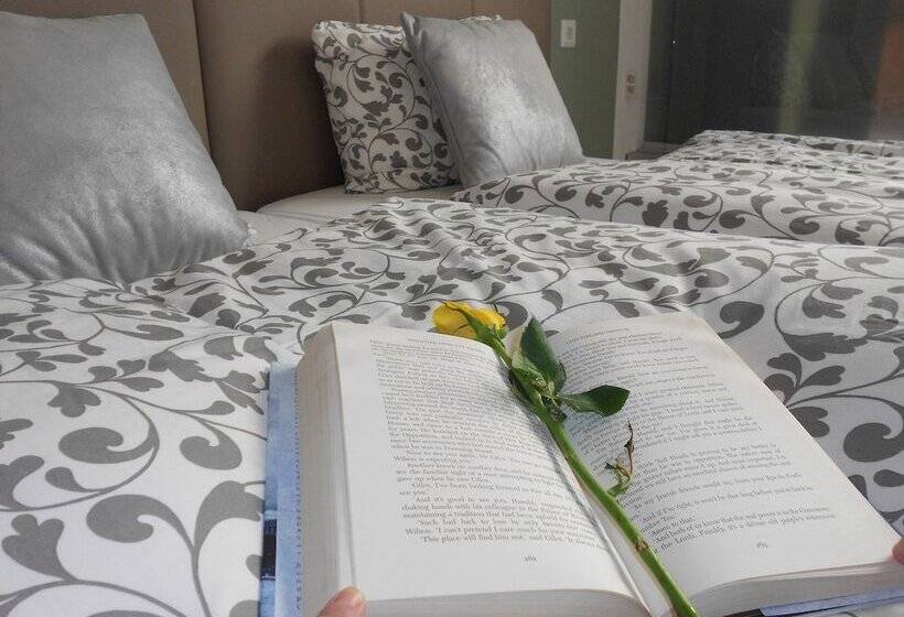 스탠다드 룸, Dan In'n Out