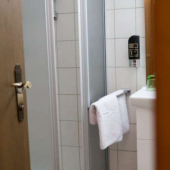 חדר סטנדרט, Entenwirt Seeham