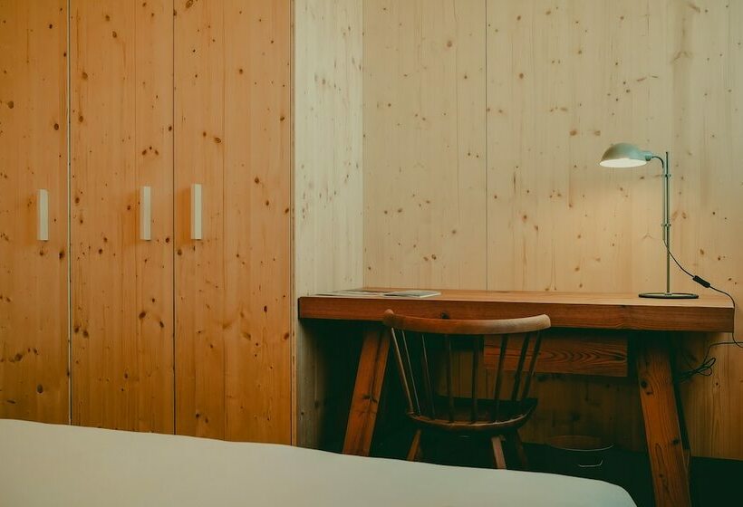 اتاق استاندارد با چشمانداز باغ, Feelviana Sport