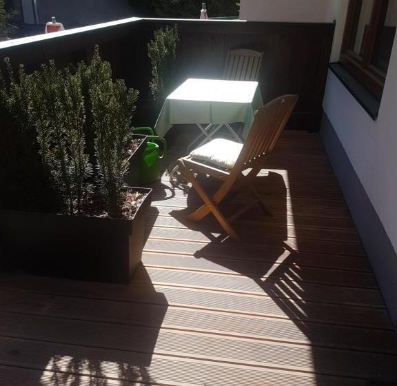 四人标准间, Goethehof