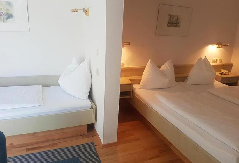 4인용 스탠다드 룸, Goethehof