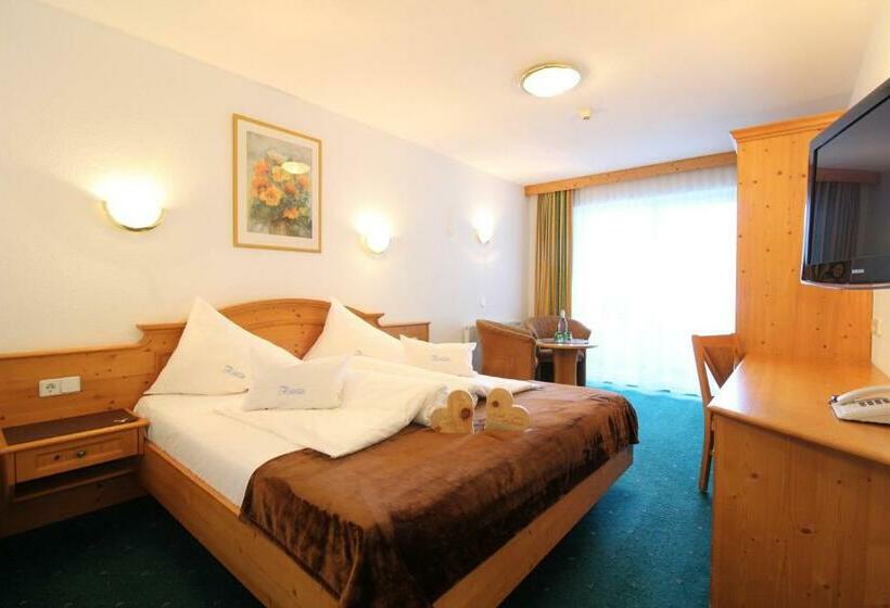 غرفة قياسية, Höllroah