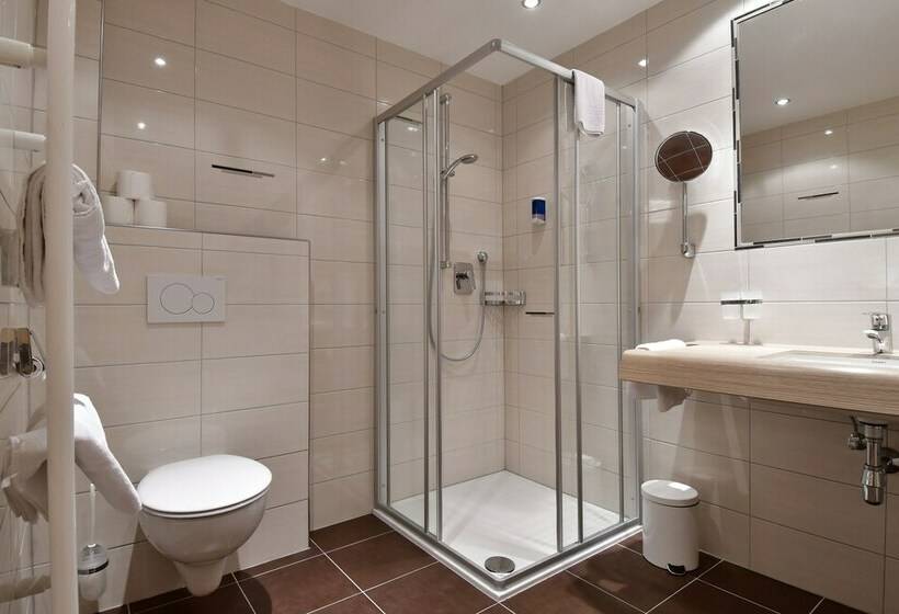 غرفة قياسية, Höllroah