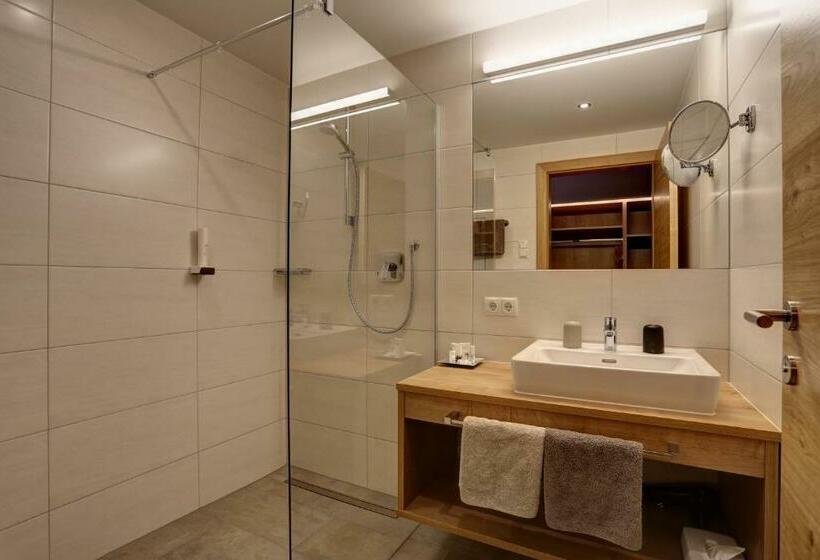 バルコニー付きスタンダードルーム, Kösslerhof